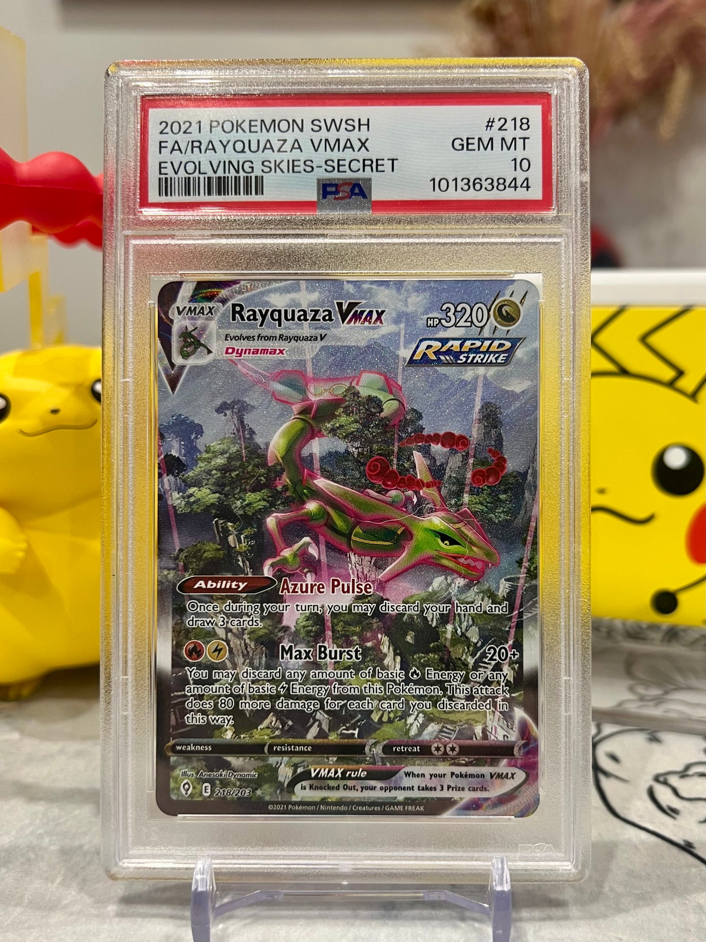 Rayquaza 218/203 PSA 10 - Pokémon - Evolving Skies - English